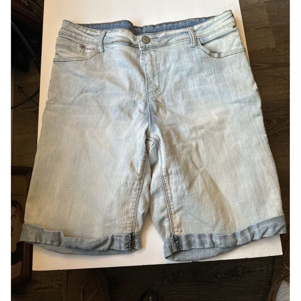Faded Glory Bermuda Women's size 18 Blue Denim Jean Shorts